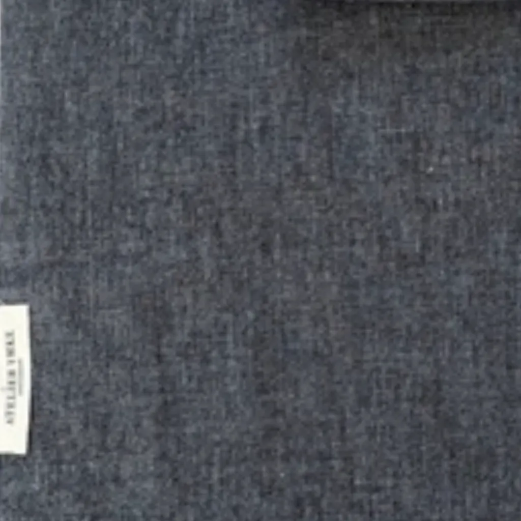 shawl donkergrijs detail.webp