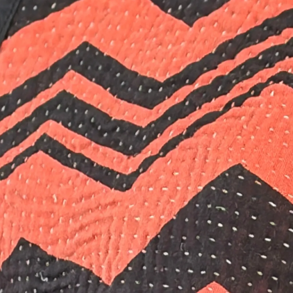 jasje H zijde 1 detail.webp