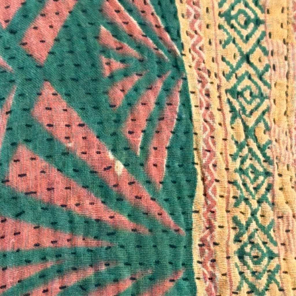 jasje C zijde 2 detail.webp